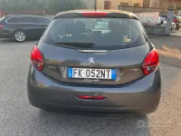 Usata Peugeot 208 Allure 82 CV (60 kW) 2017 Grigio Utilitaria