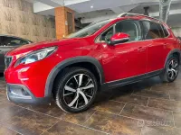 Usata Peugeot 2008 Allure 110 CV (80 kW) 2018 Rosso SUV
