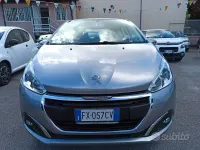 Usata Peugeot 208 Active 102 CV (75 kW) 2019 Grigio Utilitaria