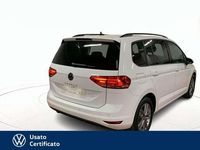 Gebraucht VW Touran Edition 122 PS (89 kW) 2025 Weiß Van / Kleinbus