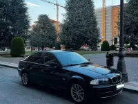 Usata BMW 318 Efficient Dynamics 118 CV (86 kW) 1998 Nero Berlina