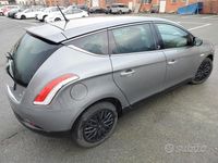 Usata Lancia Delta 120 CV (88 kW) 2011 Grigio Utilitaria
