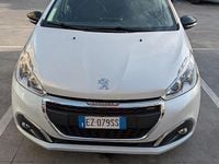 Usata Peugeot 208 GT-line 110 CV (80 kW) 2015 Bianco Utilitaria