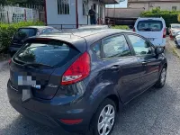 Usata Ford Fiesta 60 CV (44 kW) 2012 Grigio Berlina