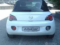 Usata Opel Adam Glam 87 CV (63 kW) 2017 Bianco Utilitaria