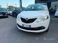 Usata Lancia Ypsilon Gold 69 CV (50 kW) 2019 Bianco Utilitaria