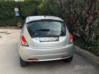 Usata Lancia Ypsilon 95 CV (69 kW) 2016 Grigio Utilitaria