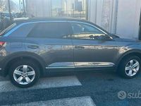 Usata VW T-Roc 150 CV (110 kW) 2018 Grigio SUV
