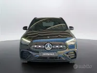 Usata Mercedes GLA200 AMG line 150 CV (110 kW) 2023 Nero SUV