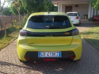 Usata Peugeot 208 Active 75 CV (55 kW) 2024 Verde Utilitaria