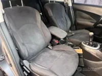 Usata Nissan Juke Tekna 110 CV (80 kW) 2014 Grigio SUV