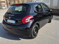 Usata Peugeot 208 68 CV (50 kW) 2015 Nero Utilitaria