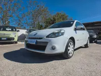 Gebraucht Renault Clio II Dynamique 75 PS (55 kW) 2011 Weiß Limousine