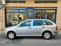 Usata Skoda Fabia 75 CV (55 kW) 2003 Grigio Station wagon