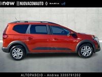Usata Dacia Jogger Expression 110 CV (80 kW) 2022 Arancione Monovolume