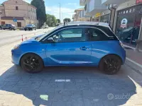 Usata Opel Adam 87 CV (63 kW) 2016 Blu Utilitaria