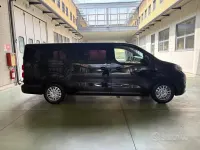 Usata Peugeot Traveller Active 116 CV (85 kW) 2017 Nero Monovolume