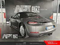 Usata Porsche 718 Boxster 300 CV (220 kW) 2021 Grigio Cabrio