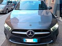 Usata Mercedes A180 116 CV (85 kW) 2020 Grigio Berlina