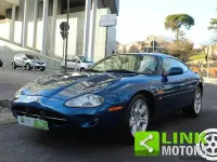 Usata Jaguar XK8 284 CV (208 kW) 1997 Blu Coupé