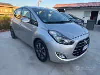 Usata Hyundai ix20 Comfort 88 CV (64 kW) 2016 Grigio Utilitaria