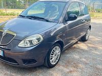 Usata Lancia Ypsilon 69 CV (50 kW) 2012 Marrone Utilitaria