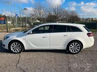 Usata Opel Insignia Business 170 CV (125 kW) 2016 Bianco Station wagon