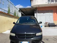 Usata Chrysler Voyager 116 CV (85 kW) 2000 Grigio Monovolume