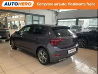 Usata VW Polo 95 CV (69 kW) 2023 Grigio Utilitaria