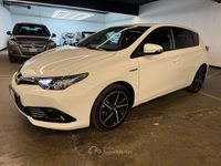 Usata Toyota Auris Hybrid Lounge 99 CV (72 kW) 2017 Bianco Berlina