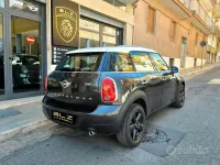 Usata Mini Countryman Business 90 CV (66 kW) 2016 Grigio SUV
