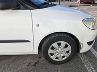 Usata Skoda Roomster Active 69 CV (50 kW) 2011 Bianco Monovolume