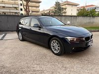 Usata BMW 320 Luxury Line 163 CV (119 kW) 2013 Blu/azzurro Station wagon