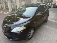 Usata Lancia Ypsilon Silver 69 CV (50 kW) 2015 Nero Utilitaria