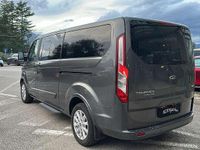 Usata Ford Tourneo Titanium 185 CV (136 kW) 2021 Magnetic grey Monovolume