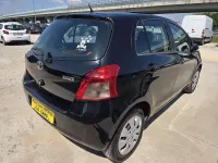Usata Toyota Yaris Sol 69 CV (50 kW) 2008 Nero Utilitaria
