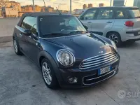 Usata Mini Cooper D Cabriolet 112 CV (82 kW) 2013 Blu Cabrio