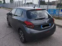 Usata Peugeot 208 Allure 82 CV (60 kW) 2016 Grigio Utilitaria