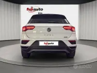 Usata VW T-Roc Style 150 CV (110 kW) 2018 Bianco SUV