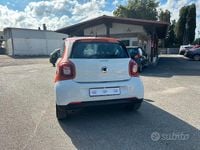 Usata Smart ForFour Passion 90 CV (66 kW) 2016 Bianco Utilitaria