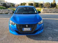 Usata Peugeot 208 100 CV (73 kW) 2022 Blu Utilitaria