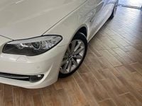 Usata BMW 520 184 CV (135 kW) 2010 Bianco Station wagon