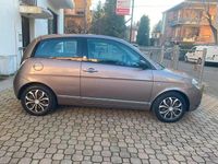 Usata Lancia Ypsilon 77 CV (56 kW) 2010 Viola Utilitaria