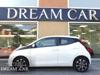 Usata Toyota Aygo X-play 72 CV (52 kW) 2018 Bianco pastello Utilitaria