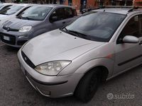 Usata Ford Focus 110 CV (80 kW) 2002 Grigio Station wagon