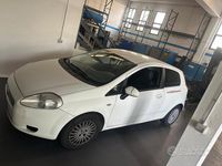 Usata Fiat Grande Punto 90 CV (66 kW) 2009 Bianco Utilitaria