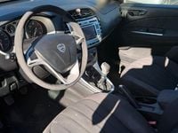 Usado Lancia Delta 105 CV (77 kW) 2009 Azul Utilitario