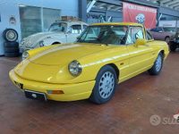 Usata Alfa Romeo Spider 117 CV (86 kW) 1992 Giallo ginestra Cabrio