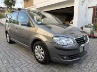 Usata VW Touran Trendline 109 CV (80 kW) 2009 Grigio Monovolume