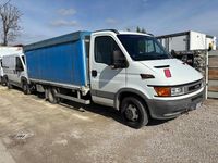 Usata Iveco Daily 145 CV (106 kW) 2004 Bianco Furgone
